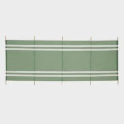 5-Pole Wooden Windbreak