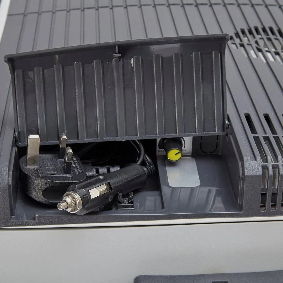 45-Litre 12V 240V Cooler 12 45-Litre 12V 240V Cooler - Image 10